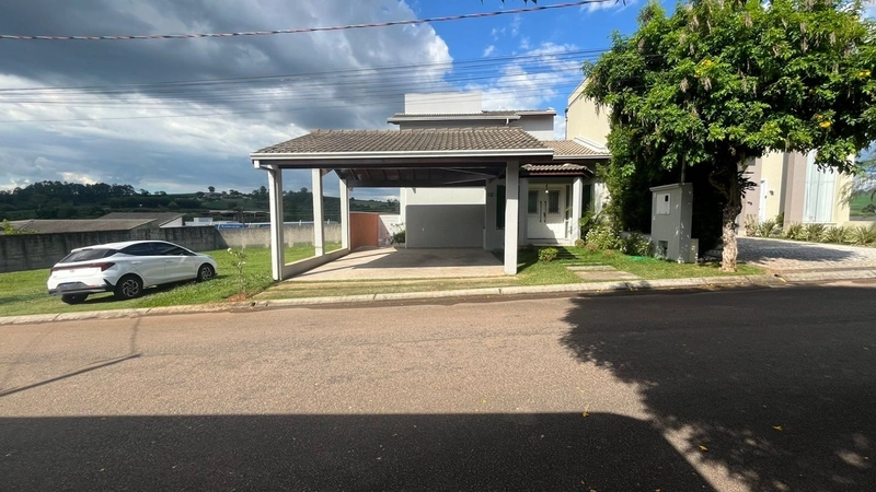 Casa à venda no Condomínio Sunset Village em Bragança Paulista / SP