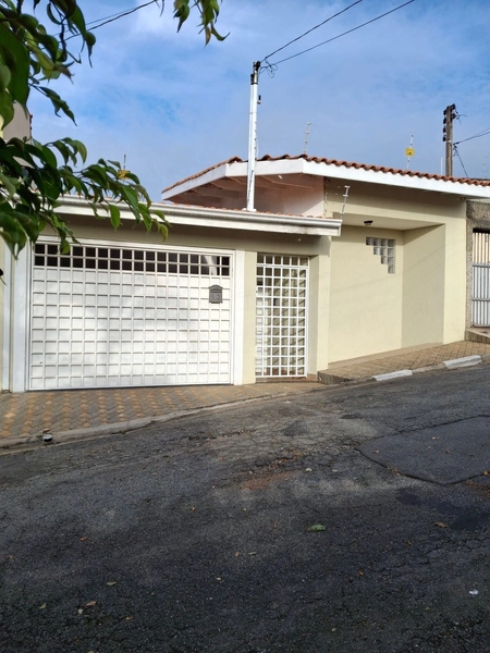 Casa à venda JD São Lourenço - Bragança Paulista/SP