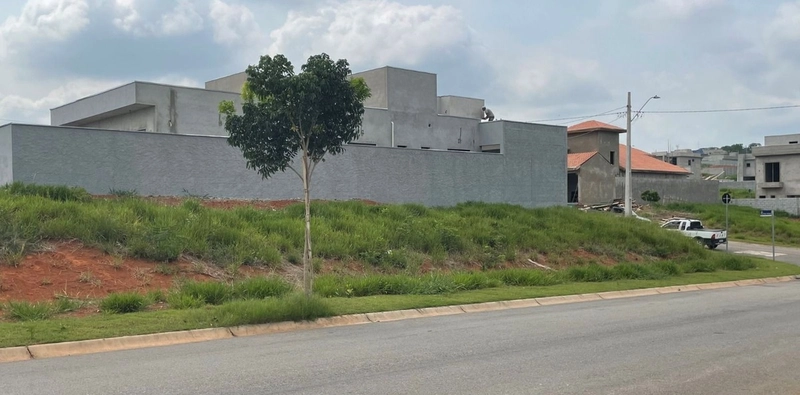 Terreno à venda – Condomínio Ilê de France – Bragança Paulista/SP: 2ª foto da galeria de imagens do imóvel