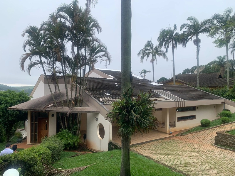 Casa à venda - Condomínio Lagos de Santa Helena - Bragança Paulista/SP