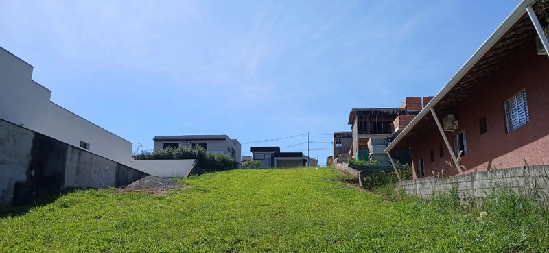 Terreno à venda – Condomínio Flamboyan - Bragança Paulista/SP: 3ª foto da galeria de imagens do imóvel
