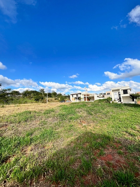 Terreno à venda – Condomínio Ile de France – Bragança Paulista/SP: 8ª foto da galeria de imagens do imóvel