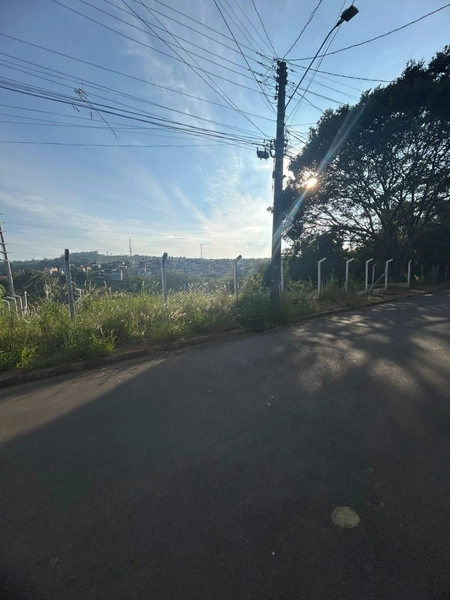 Terreno à venda – Parque Brasil – Bragança Paulista/SP: 3ª foto da galeria de imagens do imóvel