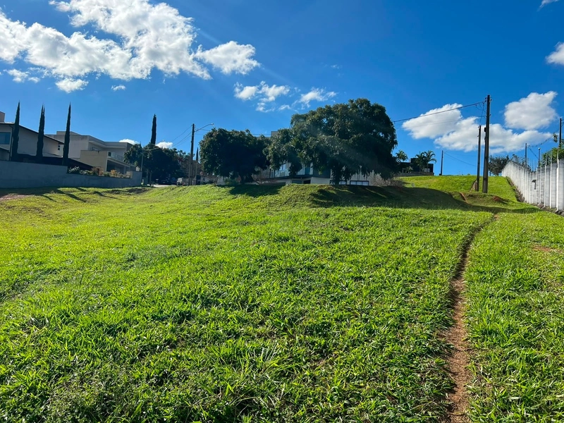 Terreno à venda – Vale das Águas – Bragança Paulista/SP: 3ª foto da galeria de imagens do imóvel