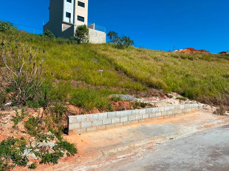 Terreno à venda – Villa Verde – Bragança Paulista/SP: 3ª foto da galeria de imagens do imóvel