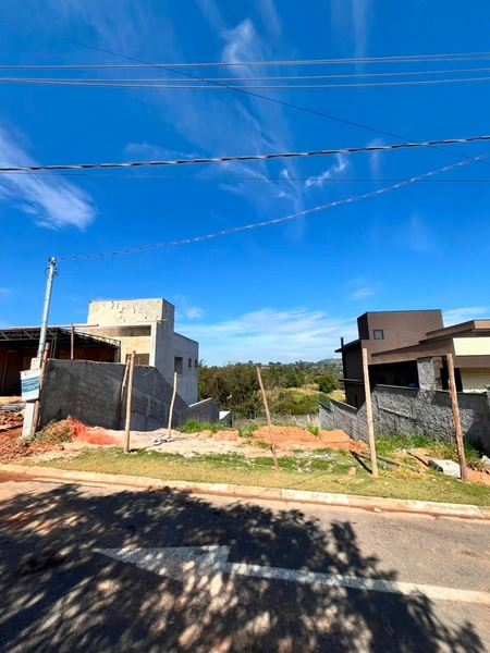 Terreno à venda – Condomínio Parque Imperador – Bragança Paulista/SP: 1ª foto da galeria de imagens do imóvel
