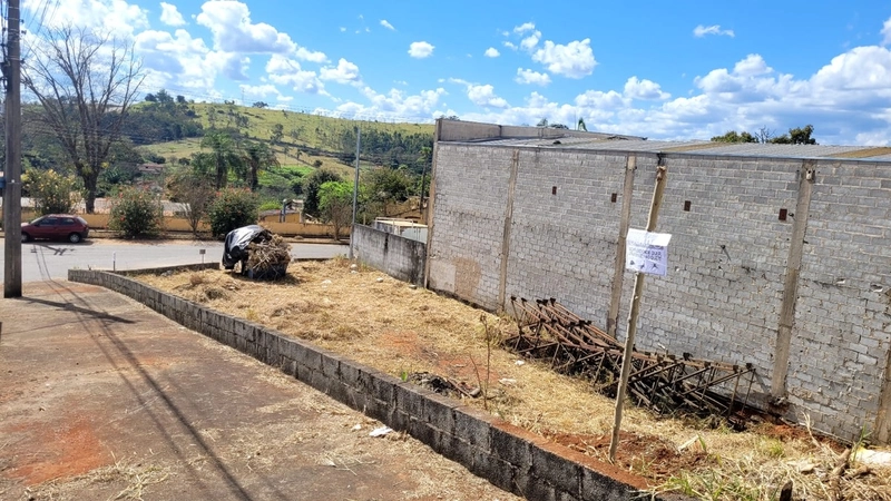 Terreno à venda – Vista Alegre – Bragança Paulista/SP: 3ª foto da galeria de imagens do imóvel