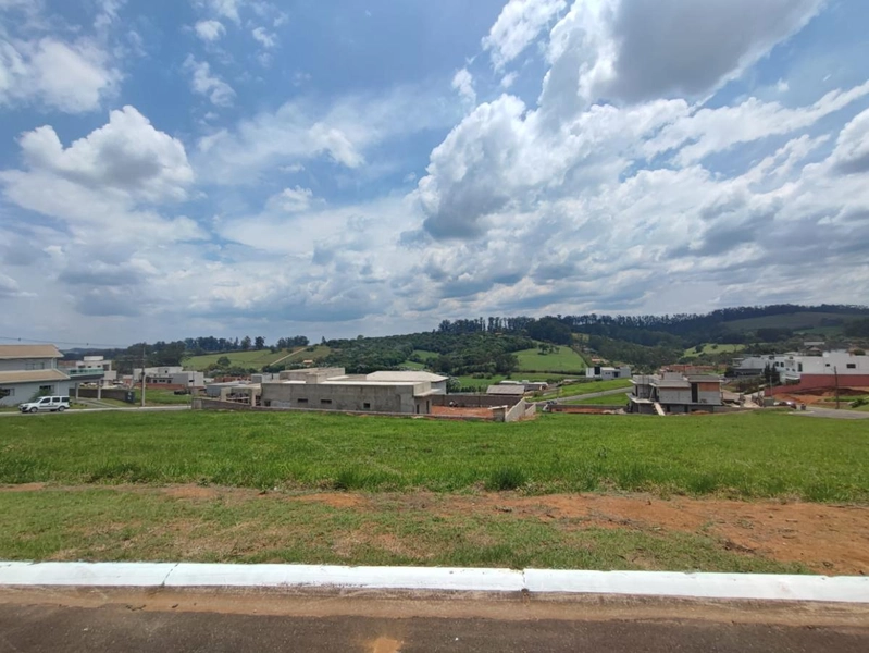 Terreno para Venda em Bragança Paulista / SP no bairro Flamboyant: 2ª foto da galeria de imagens do imóvel