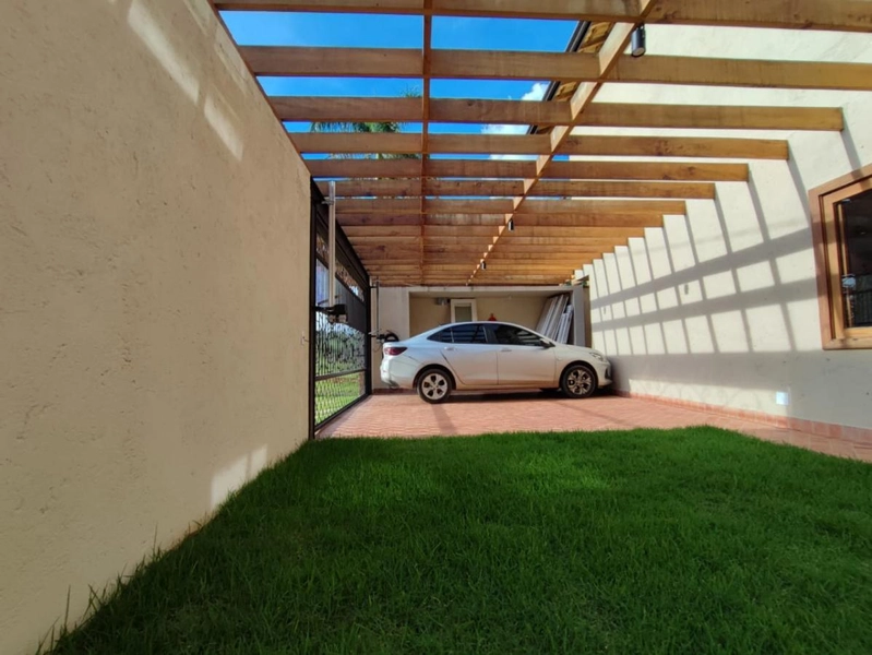 Casa para Venda em Bragança Paulista / SP no bairro Central Park: 3ª foto da galeria de imagens do imóvel