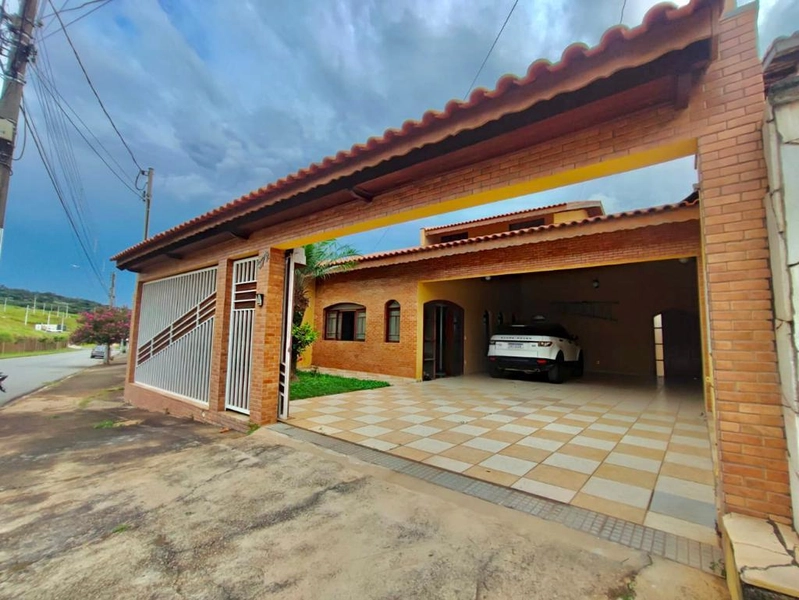 Casa para Venda em Bragança Paulista / SP no bairro Jardim Primavera