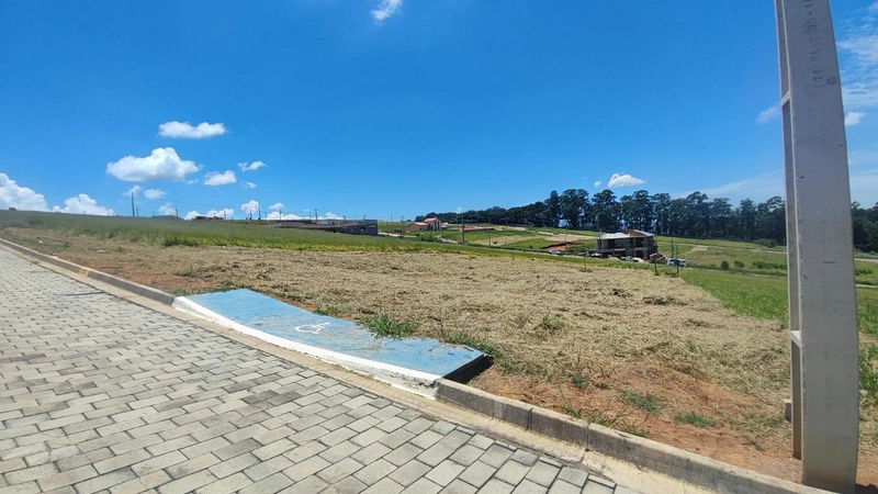 Terreno para Venda em Bragança Paulista / SP no bairro Condomínio Eco Residence: 2ª foto da galeria de imagens do imóvel