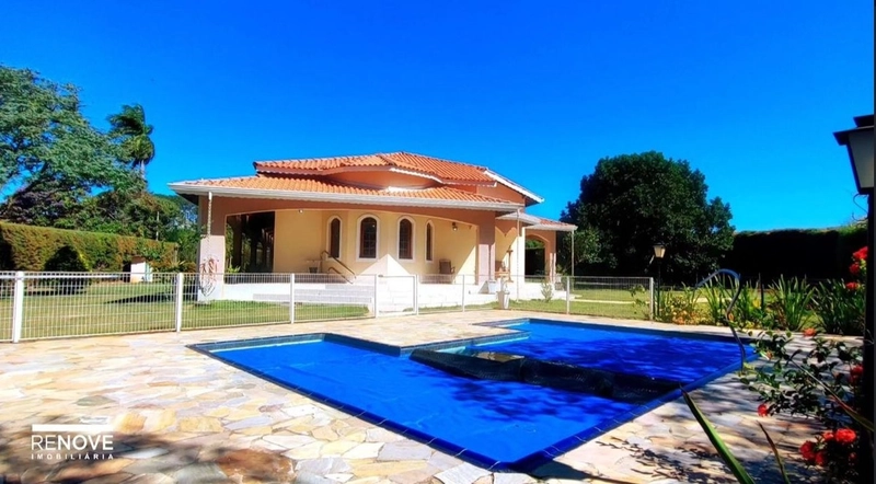 Casa térrea ótima oportunidade para quem procura tranquilidade