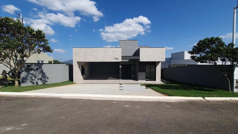 CASA TÉRREA NO CONDOMÍNIO FLAMBOYANT EM BRAGANÇA PAULISTA