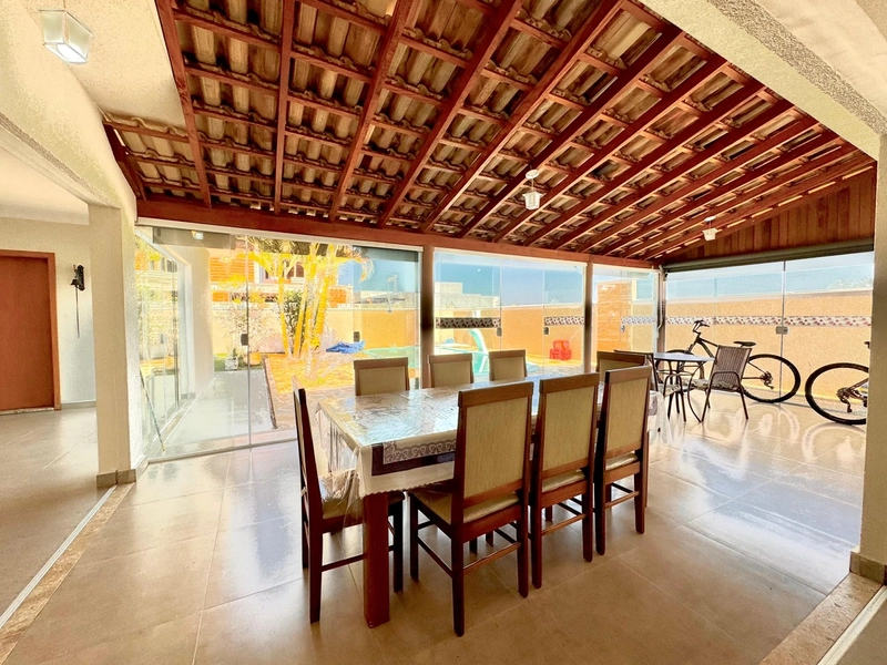 casa estilo casa de campo no Flamboyan: 6ª foto da galeria de imagens do imóvel