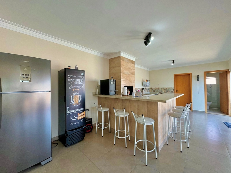 casa estilo casa de campo no Flamboyan: 4ª foto da galeria de imagens do imóvel