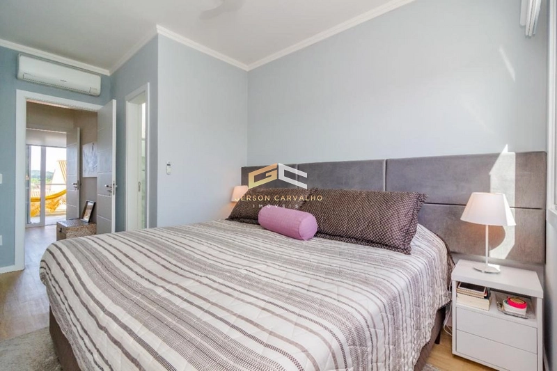 Casa com 200m² de 3 suítes com lareira pátio com churrasqueira.: 34ª foto da galeria de imagens do imóvel