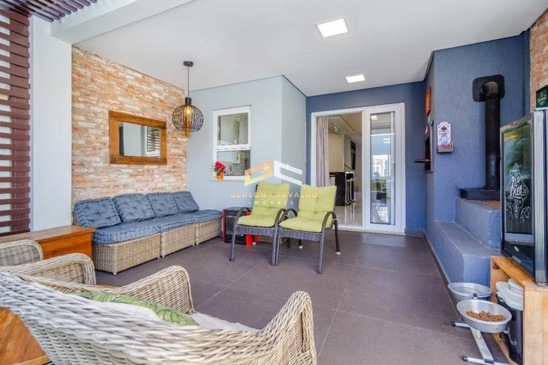 Casa com 200m² de 3 suítes com lareira pátio com churrasqueira.: 10ª foto da galeria de imagens do imóvel