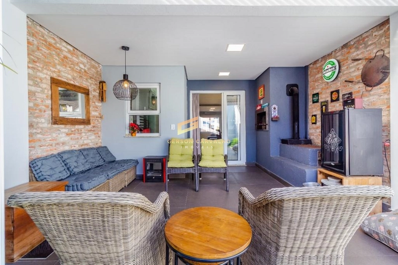 Casa com 200m² de 3 suítes com lareira pátio com churrasqueira.: 9ª foto da galeria de imagens do imóvel