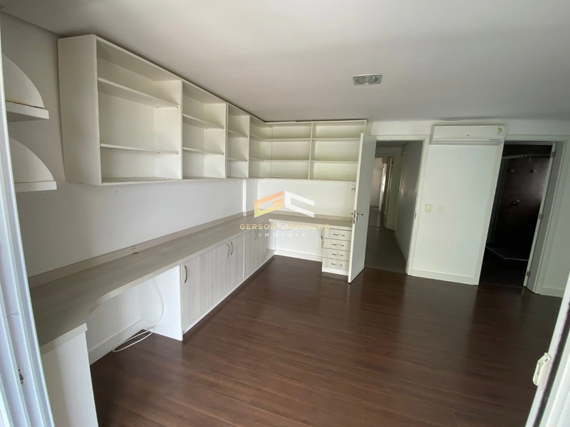 Apartamento com 189m², 03 suítes, 03 vagas, sacada fechada com hidro.: 6ª foto da galeria de imagens do imóvel