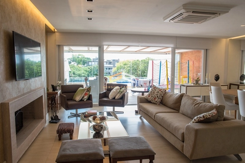 Apartamento Garden 3 suítes com lareira e piscina com vista Guaiba.: 18ª foto da galeria de imagens do imóvel