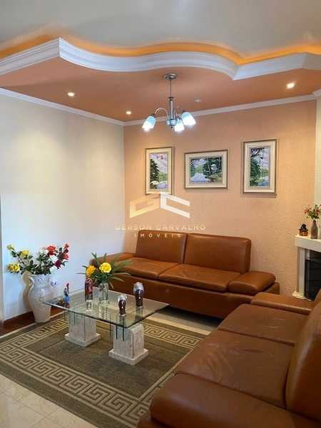 Casa com 155m² de 03 dormitórios sendo 01 suíte, lareira e 03 vagas.: 4ª foto da galeria de imagens do imóvel