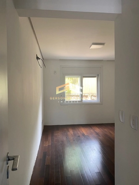 Apartamento com 315 m² de 3 suítes 3 vagas lareira piscina no Cristal!: 27ª foto da galeria de imagens do imóvel