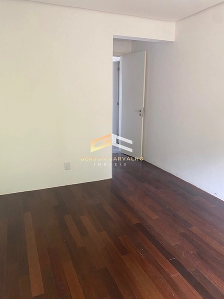 Apartamento com 315 m² de 3 suítes 3 vagas lareira piscina no Cristal!: 31ª foto da galeria de imagens do imóvel