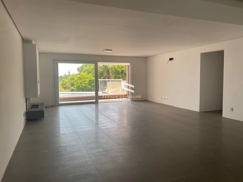 Apartamento com 315 m² de 3 suítes 3 vagas lareira piscina no Cristal!: 3ª foto da galeria de imagens do imóvel