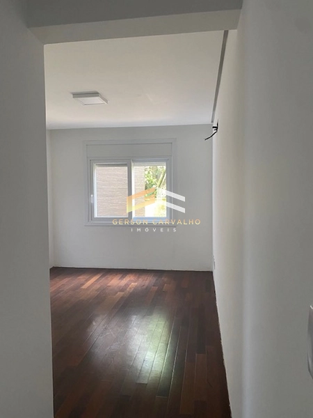 Apartamento com 315 m² de 3 suítes 3 vagas lareira piscina no Cristal!: 32ª foto da galeria de imagens do imóvel