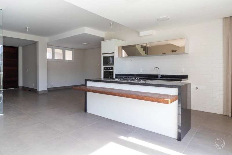 Casa Duplex em condomínio fechado com 3 suítes e 3 vagas: 51ª foto da galeria de imagens do imóvel