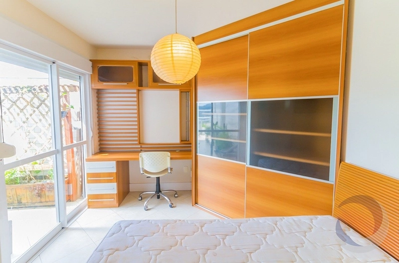 Cobertura duplex com piscina e vista mar na Trindade com 3 dormitórios: 35ª foto da galeria de imagens do imóvel