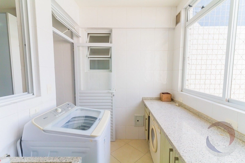Cobertura duplex com piscina e vista mar na Trindade com 3 dormitórios: 12ª foto da galeria de imagens do imóvel