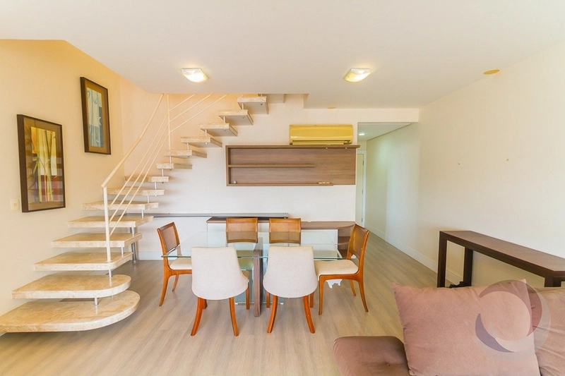 Cobertura duplex com piscina e vista mar na Trindade com 3 dormitórios: 51ª foto da galeria de imagens do imóvel