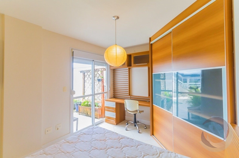 Cobertura duplex com piscina e vista mar na Trindade com 3 dormitórios: 36ª foto da galeria de imagens do imóvel
