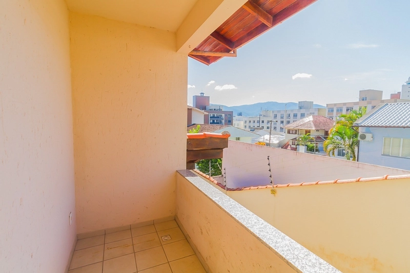 Casa a venda na Trindade com 5 dormitórios e 235m² contruídos: 29ª foto da galeria de imagens do imóvel