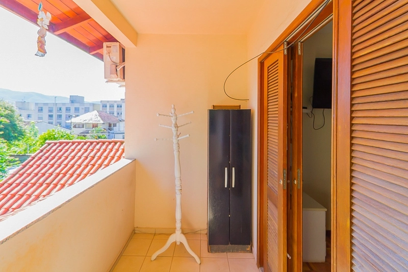 Casa a venda na Trindade com 5 dormitórios e 235m² contruídos: 37ª foto da galeria de imagens do imóvel