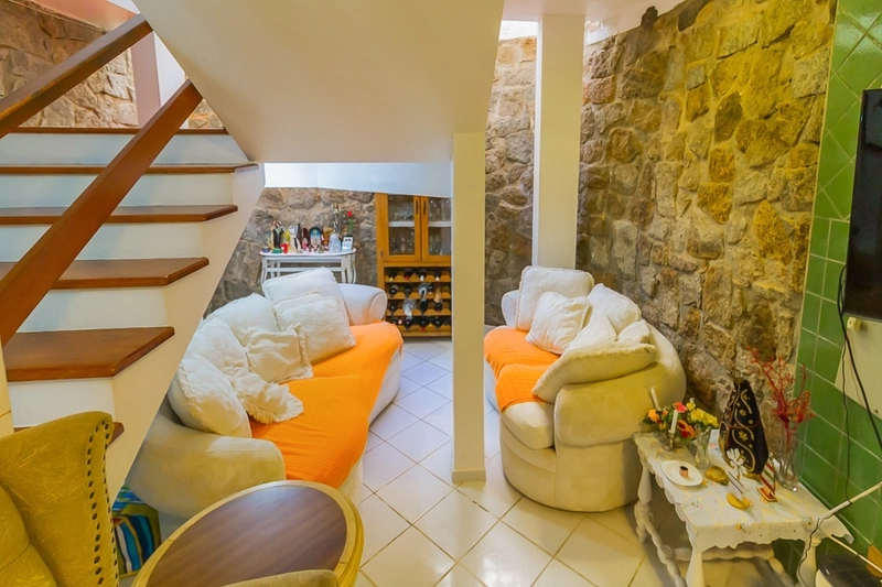 Casa a venda na Trindade com 5 dormitórios e 235m² contruídos: 51ª foto da galeria de imagens do imóvel