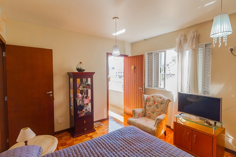 Casa a venda na Trindade com 5 dormitórios e 235m² contruídos: 30ª foto da galeria de imagens do imóvel