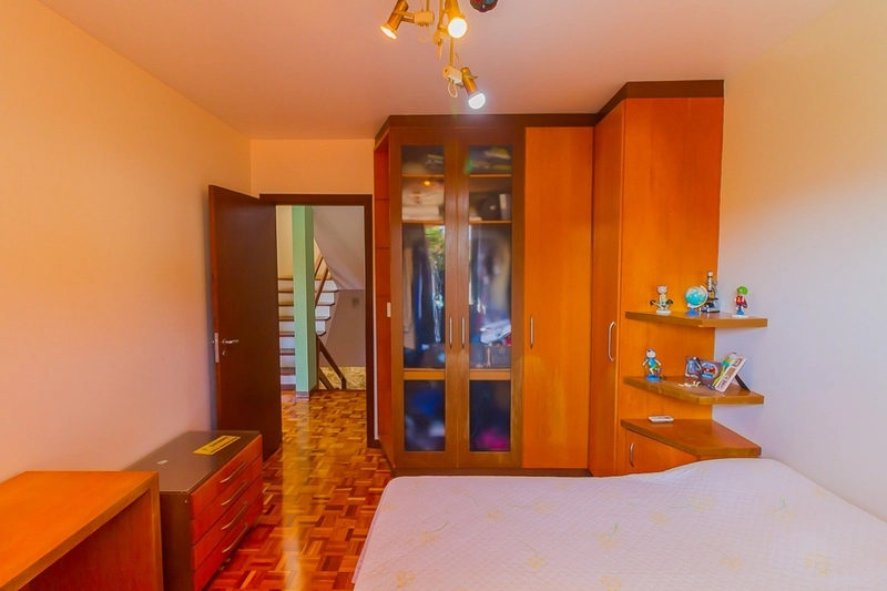 Casa a venda na Trindade com 5 dormitórios e 235m² contruídos: 24ª foto da galeria de imagens do imóvel