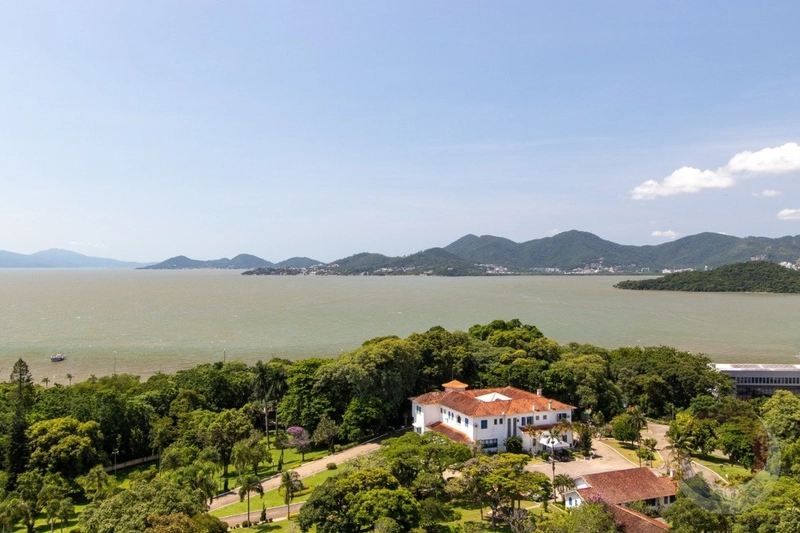 Cobertura plana a venda com vista total para a Beira Mar Norte: 17ª foto da galeria de imagens do imóvel