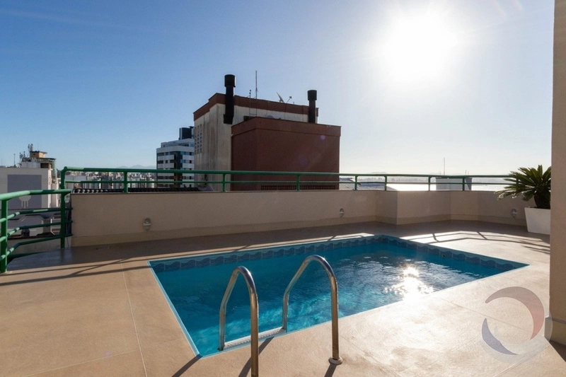 Cobertura duplex a venda com piscina privativa e vista mar: 50ª foto da galeria de imagens do imóvel