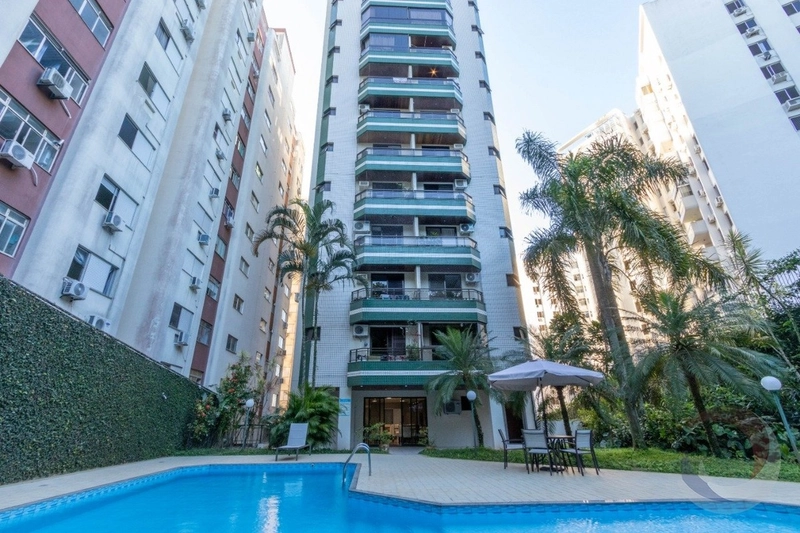 Cobertura duplex a venda com piscina privativa e vista mar: 63ª foto da galeria de imagens do imóvel