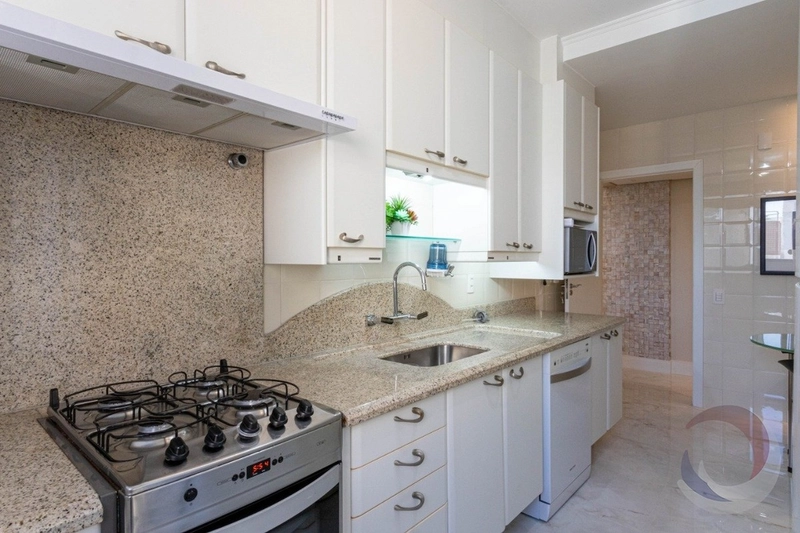 Cobertura duplex a venda com piscina privativa e vista mar: 44ª foto da galeria de imagens do imóvel