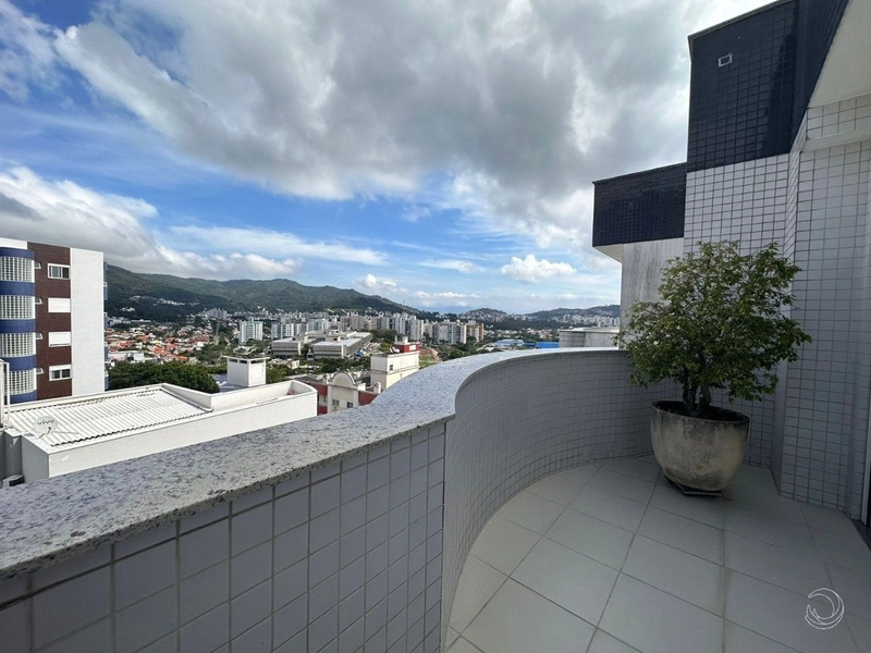Cobertura a venda no Itacorubi, 3 dorms 1 suíte e 2 vgs: 12ª foto da galeria de imagens do imóvel