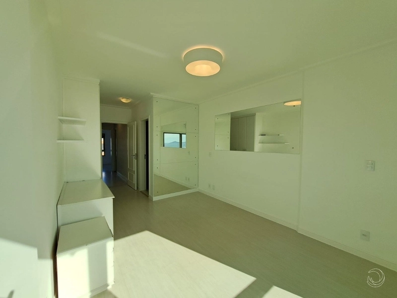 Belissimo apartamento com vista para Beira Mar Norte, 2 dorms 1 suíte: 15ª foto da galeria de imagens do imóvel
