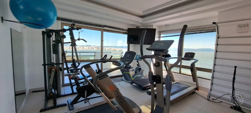 Belissimo apartamento com vista para Beira Mar Norte, 2 dorms 1 suíte: 23ª foto da galeria de imagens do imóvel