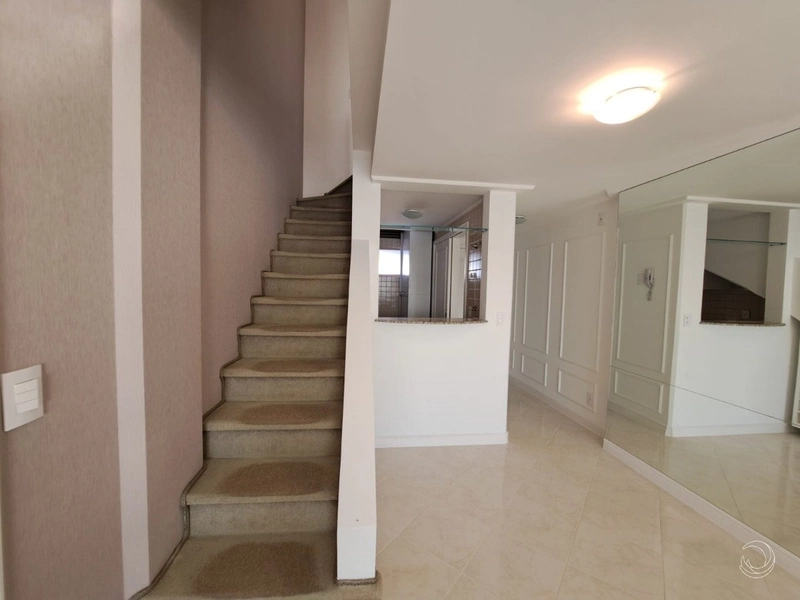 Belissimo apartamento com vista para Beira Mar Norte, 2 dorms 1 suíte: 6ª foto da galeria de imagens do imóvel