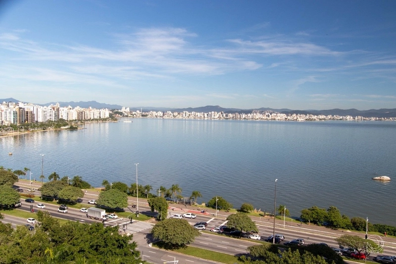 Magnifica cobertura a venda com vista para a Beira Mar Norte 264m² pr: 1ª foto da galeria de imagens do imóvel