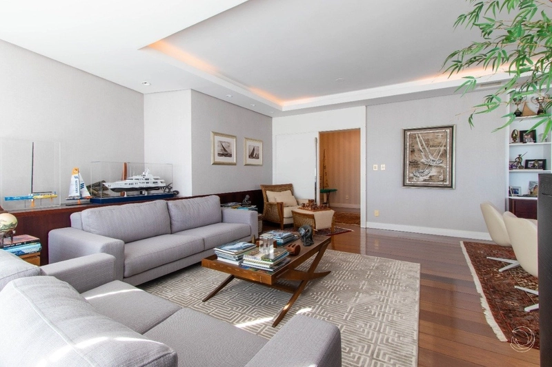 Magnifica cobertura a venda com vista para a Beira Mar Norte 264m² pr: 9ª foto da galeria de imagens do imóvel