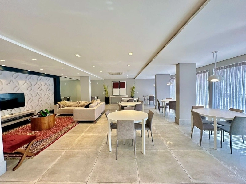 Cobertura duplex a venda na Agronômica com 3 dormitórios 200m² priv: 2ª foto da galeria de imagens do imóvel
